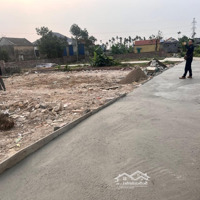 Hôm Nay Bên Em Mở Bán 3 Lô Fo Phường Quảng Thanh Cách Trục Thôn 20M Oto 7 Chỗ Vào Tậ