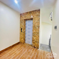 Bán Nhà Cầu Giấy, Lô Góc 3 Thoáng, 40M2, 6 Tầng Thang Máy, Ngõ Thông, Vị Trí Đẹp, 20M Ra Ôtô