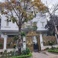 Bán Nhà Mặt Phố Quảng Khánh, Lô Góc 153 M2,Mặt Tiền19 M, Sát Phủ Tây Hồ, Nhà Hát Opera. Vip 175 Tỷ !