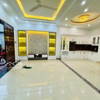 Bán Nhà Phố Trạm 5 Tầng Mặt Tiền Khủng 8M Ngõ Thông Ô Tô Nhỏ Vào Nhà Gần Cầu Vĩnh Tuy , Aeon Mall