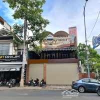 Bán Nhà 3 Tầng Mặt Tiền Đường Yersin - Giá Tốt Cho Nhà Đầu Tư