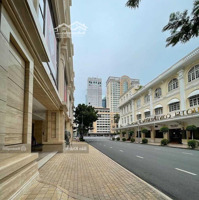 Biệt Thự Hiện Đại Đẳng Cấp 5 Sao Đồng Khởi - Lê Thánh Tôn 270M2 Trung Tâm Đệ Nhất Quận 1