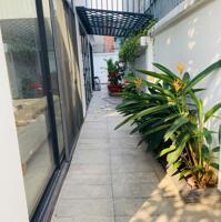 Biệt Thự 200m xây 4 lầu đường số 27 khu bên sông hiệp bình chánh Thủ Đức, Bán Gấp