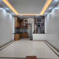 Bán Nhà Phố Hồ Tùng Mậu 40M X 5 Tầng Giá Chỉ 8.Tỷ (Chỉ Có 8 Tỷ)