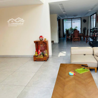 Biệt Thự 200M2 Xây 4 Lầu Đường Số 27 Khu Bên Sông Hiệp Bình Chánh Thủ Đức, Cần Bán Gấp