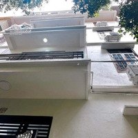 Căn Hộ Dòng Tiền Hiếm Nhất Cầu Giấy Cách 1 Nhà Ra Phố 50Mx6T,4Mt Ở Hoặc Làm Căn Hộ Dịch Vụ