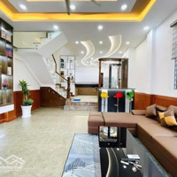 Nhà Bạch Đằng 60M2 / 3 Tỷ 55 View Công Viên P2 Q. Tân Bình Shr, Chỉ 5 Phút Ra Sân Bay