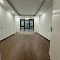 Bán nhà Phố Giảng Võ, Nhà Mới Thang Máy, Cách Ô Tô 20m, 42mx5T, Giá: 8.9 Tỷ, Lh: 0396935190.