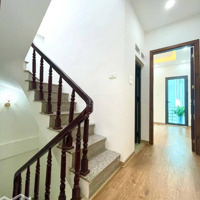 Kim Giang Hoàng Mai 35M2*5 Tầng*Mt4M Nhà Đẹp Full Nội Thất - 2 Thoáng Ngõ Rộng - Ô Tô Gần