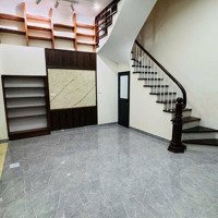 Bán Nhà Kinh Doanh Thông Ngõ. Đê La Thành - Bđ. Diện Tích: 32M2X5T. Giá Bán 7,780Tỷ