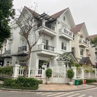 Tuyệt Phẩm Biệt Thự Kđt Dịch Vọng Thành Thái, 250M2 Lô Góc, Đẹp Nhất Khu