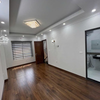 Bán Nhà Riêng Phố Vọng, Hai Bà Trưng, 40M² X 5 Tầng, Thang Máy, Gần Mặt Phố, 8.X Tỷ Có Thương Lượng