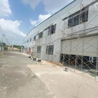 Cho Thuê Xưởng MT Nguyễn Văn Bứa HM. Đất: 2400m Xưởng: 1100m Giá: 85tr