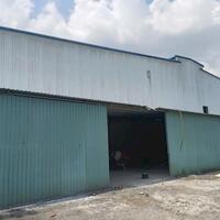 Cho Thuê Xưởng MT Nguyễn Văn Bứa HM. Đất: 2400m Xưởng: 1100m Giá: 85tr