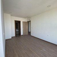 Chính Chủ Cần Bán Gấp Căn 2N + 1 Mới Chưa Ở 94M2 Tòa L1 Giá: 5,1 Tỷ, Le Grand Jardin Sài Đồng