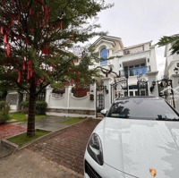 Cần Bán Biệt Thự Khu Compound Nam Phú Quận 7. Vị Trí Cạnh Sông
