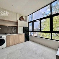 Căn Hộ Dịch Vụ 1 Phòng Ngủsiu Rộng Mới Tinh Ngay Trung Tâm Q7