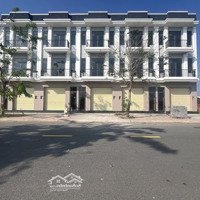 Bán Nhà Phố Shophouse Đường 18M. 5X18 ( Sử Dụng 218M2 ) Sổ Hồng Riêng, Công Chứng Ngay. Giá Bán 3.15 Ty