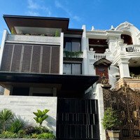 Bán Biệt Thự Mặt Tiền Bùi Tá Hán 10X16M Hướng Đông Nam Có Hầm Xây Full Giá Bán 40 Tỷ P. An Phú Quận 2