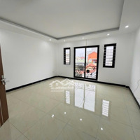 Cực Hiếm Bán Gấp Giá Rẻ Nhà Dân 5 Tầng Ngõ Ô Tô 38M2 Bát Khối Thạch Bàn Long Biên Chỉ 5.5 Tỷ