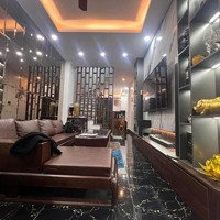 Nhà 5 Tầng Siêu Xinh Và Tô Hiệu, Hà Đông
39M2 X 5 Tầng, Thiết Kế Cực Hợp Lý, Nội Thất Hiện Đại Full