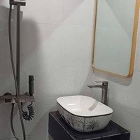 Nguyễn Cao, Hai Bà Trưng.diện Tích25M2 X 4 Tầng, Giá Bán 5,5 Tỷ. Ngõ Thông Kinh Doanh, Gần Ô Tô.
