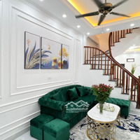 Gấp !!! Mua Nhanh + Mua Rẻ : Hoàng Quốc Việt- Nhà 5 Tầng Chỉ 6.3 Tỉ - 089.898.2366