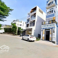 Bán Gấp Nhà Phố Tân Cổ Điển Đường 10M Khu Dân Cư Sài Gòn Mới, Giá Bán 7.5Tỷ, Hướng Nam: 0937 075 662