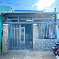Cần Bán Gấp Nhà Cấp 4 Giá Bán 1Tỷ200 Có Sổ Hồng Riêng , Nằm Gần Đường Lớn Tỉnh Lộ10