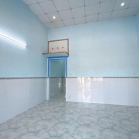Cần Bán Gấp Nhà Cấp 4 Giá Bán 1Tỷ200 Có Sổ Hồng Riêng , Nằm Gần Đường Lớn Tỉnh Lộ10