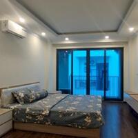 Cần bán gấp nhà phân lô khu VIP phố Nguyễn văn Huyên 45m2, 7T, thang máy, vừa ở vừa kinh doanh