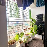 Giảm gần 1 tỷ, chủ cần bán gấp siêu phâm Cầu Giấy 97m2, 3Pn, lô góc, tặng nội thất