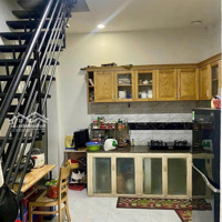 Bán Nhà Trệt Lầu Vị Trí Trung Tâm Giá Rẻ Chỉ 2,9 Tỷ Gần Chợ Dĩ An 1
