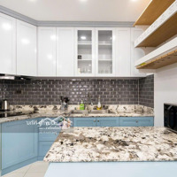Cho Thuê Saigon Royal Giá Tốt Chỉ 33 Triệuiệu View Pháo Hoa, Full Nt Đẹp,Diện Tích103M2. Xem Nhà Nhắn Em