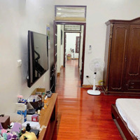 Bán Nhà Đội Cấn, 93M, 4Ngủ, Lô Góc, Gara Ô Tô Tránh, 2 Mặt Ngõ, Nhà Đẹp, Sổ Vuông, Diện Tích Rộng