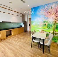 Cần Bán Căn 2 Phòng Ngủ Toà L1 Landmark Giá Bán 3.98 Tỷ Bao Phí, Liên Hệ: 0961694919
