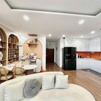 Ô Tô Đậu Cửa, Bán Chung Cư N2 Vũ Trọng Phụng, Gần Hồ Quan Nhân, Full Đồ, Vào Ở Ngay