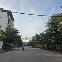 Liền Kề Siêu Hiếm, Duy Nhất 1 Căn Sau Lưng Bộ Ngoại Giao. Vỉa Hè Rộng, Nhiều Ô Tô Tránh, Kinh Doan