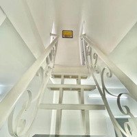 Bán Nhà 2 Tầng Trần Xuân Soạn, Quận 7 2 Phòng Ngủ Sổ Hồng Riêng, Giá Bán 2.7 Tỷ