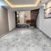 7,X Tỷ. Khu Phân Lô Vip Hồ Bơi Làng Hoa, Nguyễn Văn Khối, P11, Gò Vấp.
Nhà 5 Tầng. 4X14M. Nở Hậu