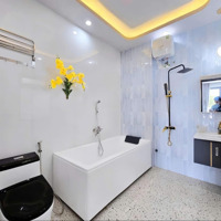 Kẹt Tiền Bán Gấp Nhà Trần Minh Quyền. Phường 10. Quận 10. Giá Bán 3 Tỷ 790