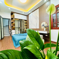 Bán Nhà Chiến Thắng Văn Quán Hà Đông Ô Tô Lùi Cửa Tránh Đỗ Sát Nhà Diện Tích: 40M2 Giá Chỉ Hơn 8 Tỷ