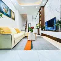 Bán Nhà Chiến Thắng Văn Quán Hà Đông Ô Tô Lùi Cửa Tránh Đỗ Sát Nhà Diện Tích: 40M2 Giá Chỉ Hơn 8 Tỷ