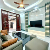 Nhà Mới Phố Đại La Ôtô Đỗ Cửa .Diện Tích40M2 ,Mặt Tiền4.5 X 5 Tầng . Gía Chào 10.2 Tỷ ( Cócó Thương Lượng)