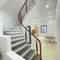 Chỉ Hơn 4 Tỷ Sở Hữu Ngay Nhà Đẹp Trong Đê Full Nội Thất Vừa Ở Vừa Cho Thuê Được
