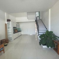 Siêu Phẩm Nam Hòa Xuân Nhà 2 Tầng Đẹp Giá Tốt Đường 7.5M Đặng Văn Chung.