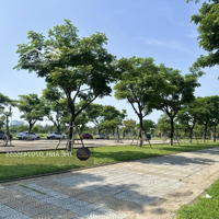 Đất. Vị Trí Đối Diện Công Viên. Đường 33M.152M2 Ngang 7.5M Thích Hợp Xây Căn Hộ, Toà Văn Phòng, Bt