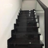 Nhà Nguyên Căn Ngô Gia Tự _ Ngay Trung Tâm Quận 10