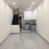 Nhà Nguyên Căn Ngô Gia Tự _ Ngay Trung Tâm Quận 10