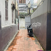 Bán Đất Tặng Nhà Tại Tô Ngọc Vân - Tây Hồ, 45M2 Đất, Mt: 4.5M, Ôtô Đỗ Gần Nhà, Cạnh Hồ Tây